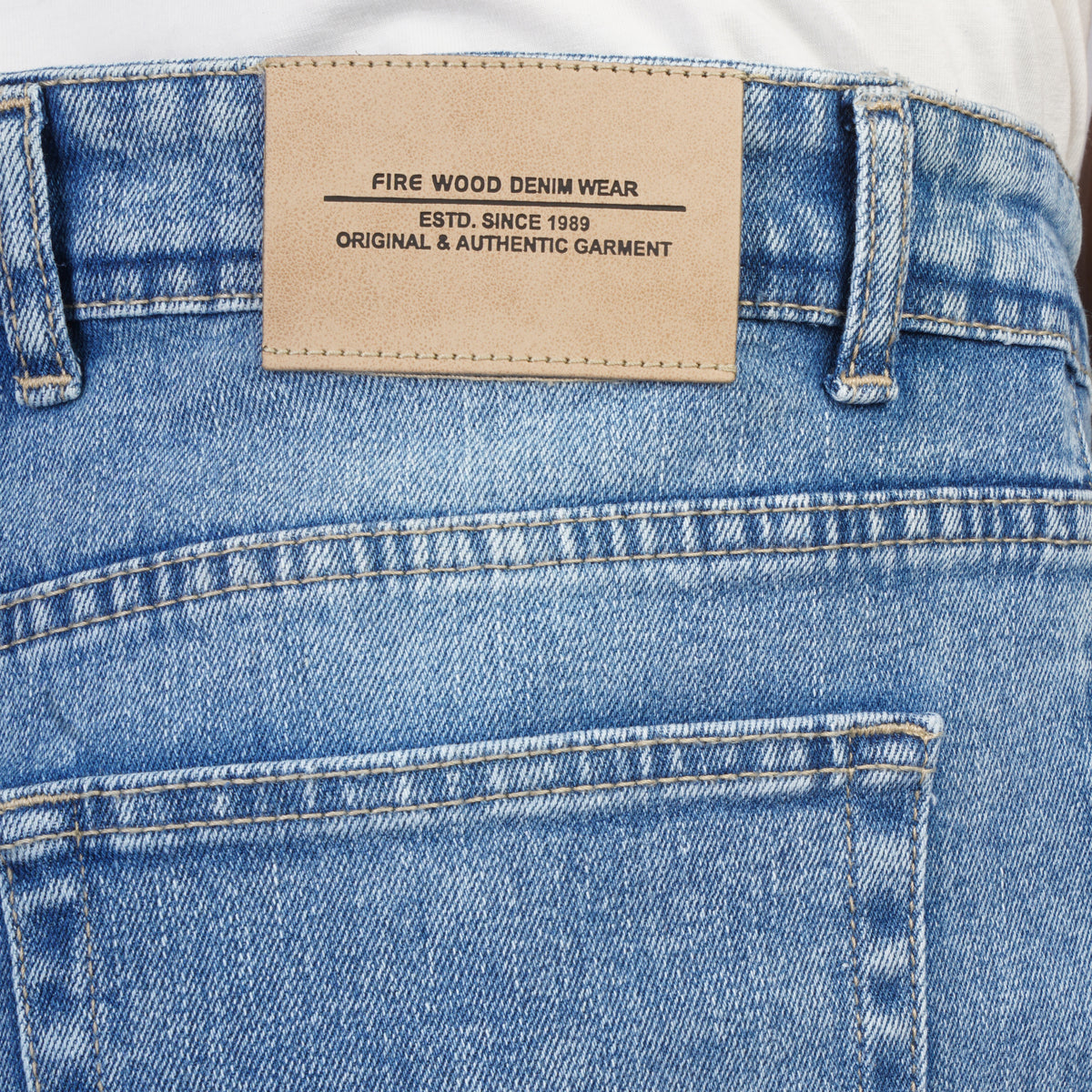 Men’s Wide Leg Jeans – Classic Denim Pants with Faded Detail